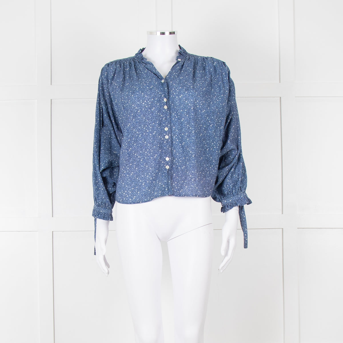 Doen Blue Floral Tie Cuff Blouse