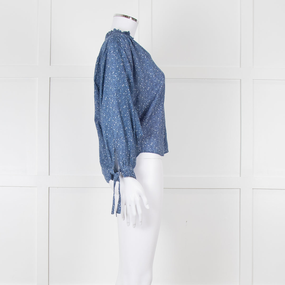 Doen Blue Floral Tie Cuff Blouse