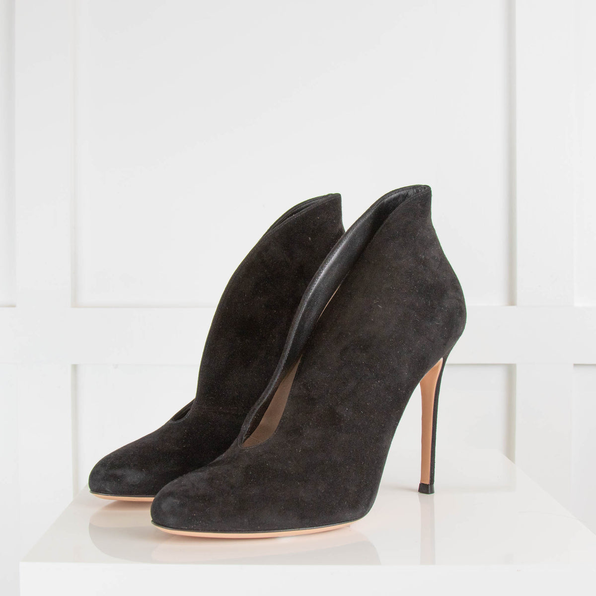 Gianvito Rossi Black Suede Vamp Bootie