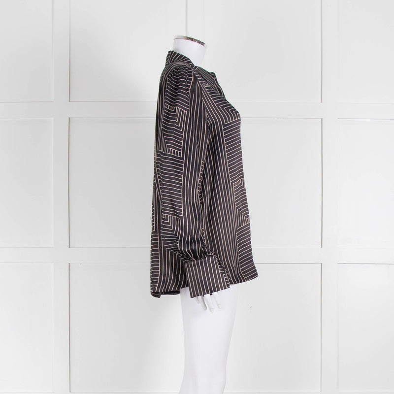 Levete Room Black Neutral Geometric Print Blouse