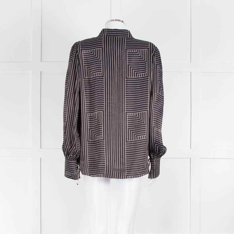 Levete Room Black Neutral Geometric Print Blouse