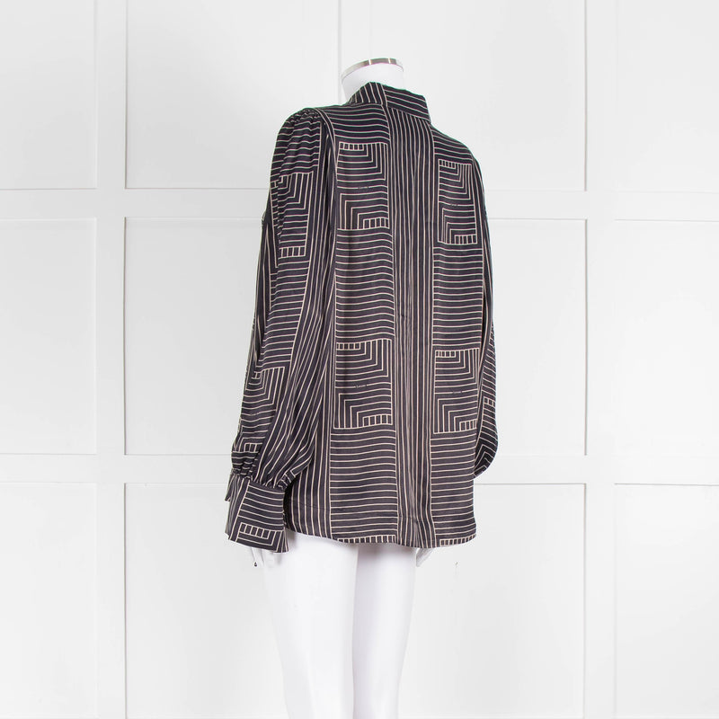 Levete Room Black Neutral Geometric Print Blouse