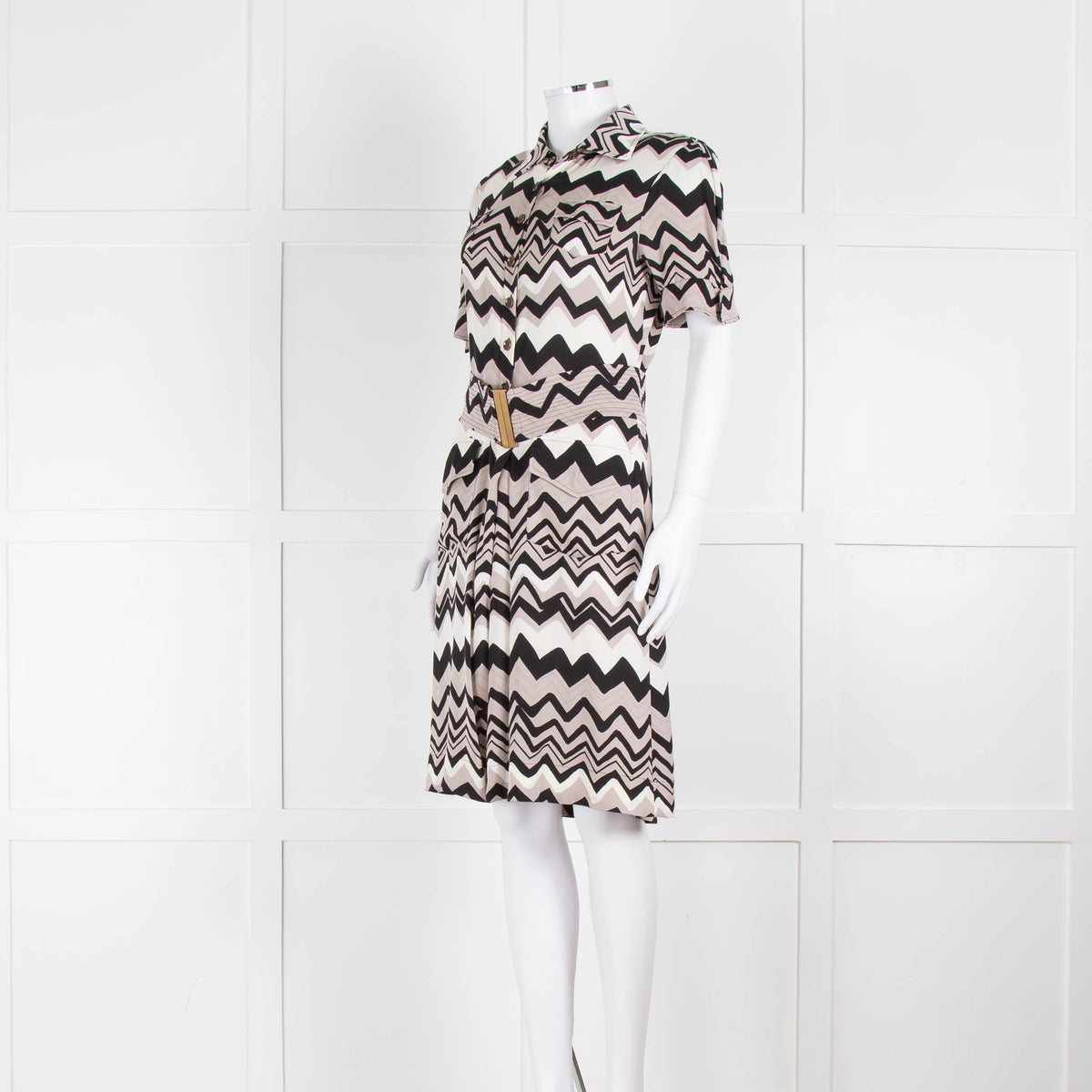 Diane Von Furstenberg Cream Black Zig Zag Belted Short Sleeve Dress