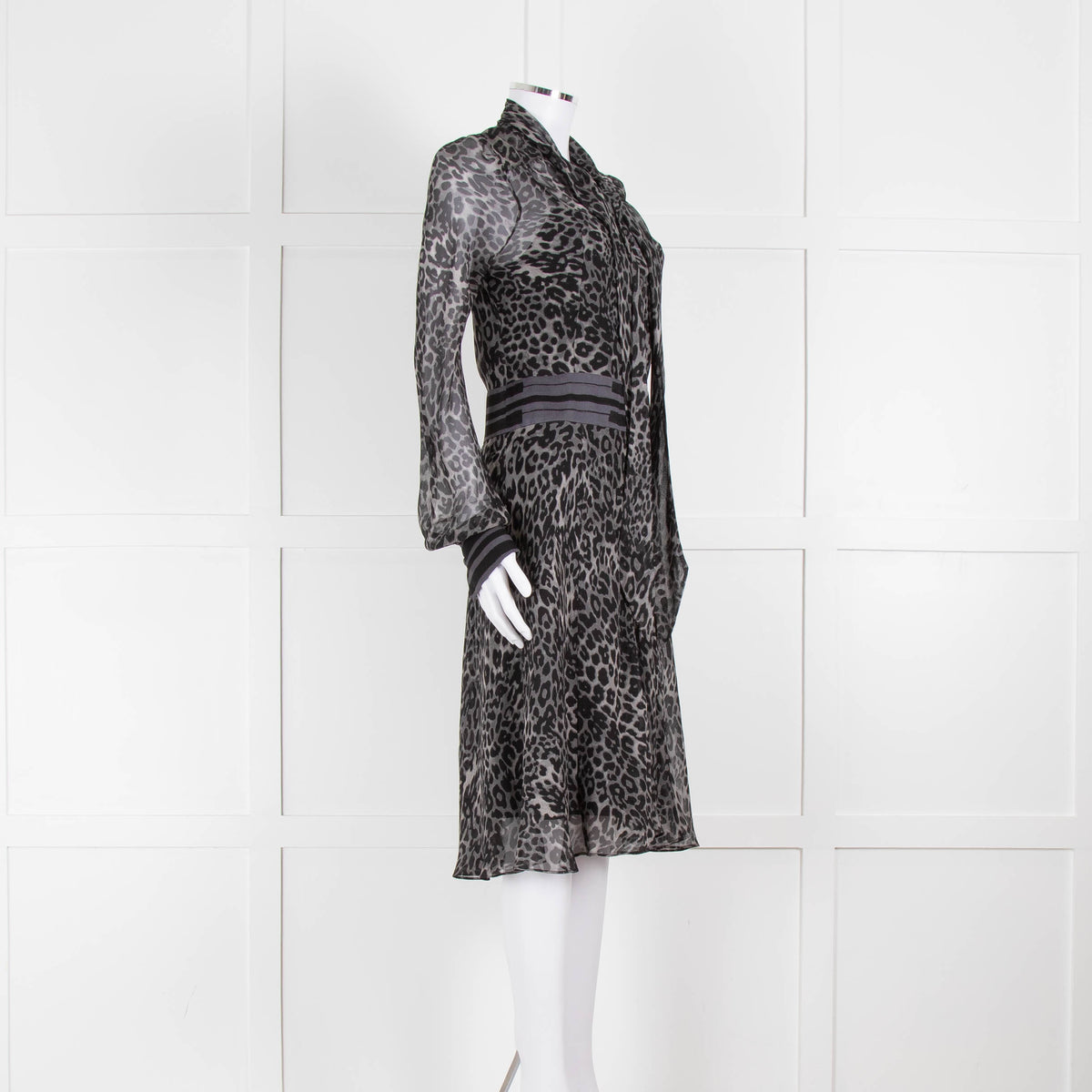 Diane Von Furstenberg Grey Animal Print Silk Long Sleeve Dress With Slip