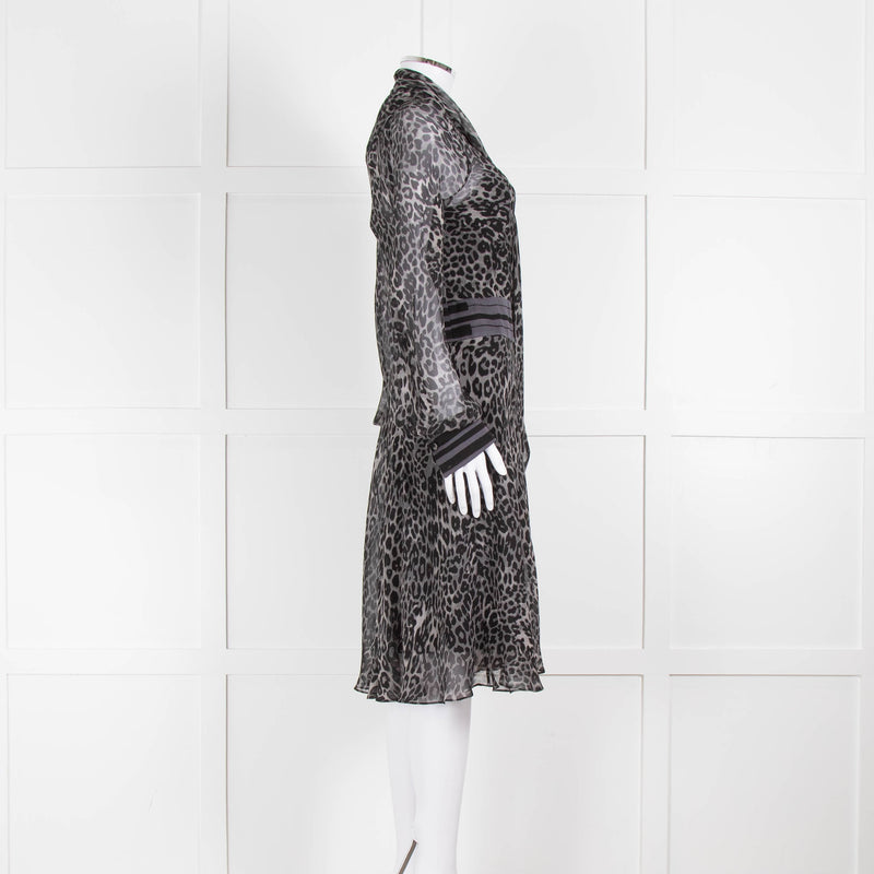 Diane Von Furstenberg Grey Animal Print Silk Long Sleeve Dress With Slip