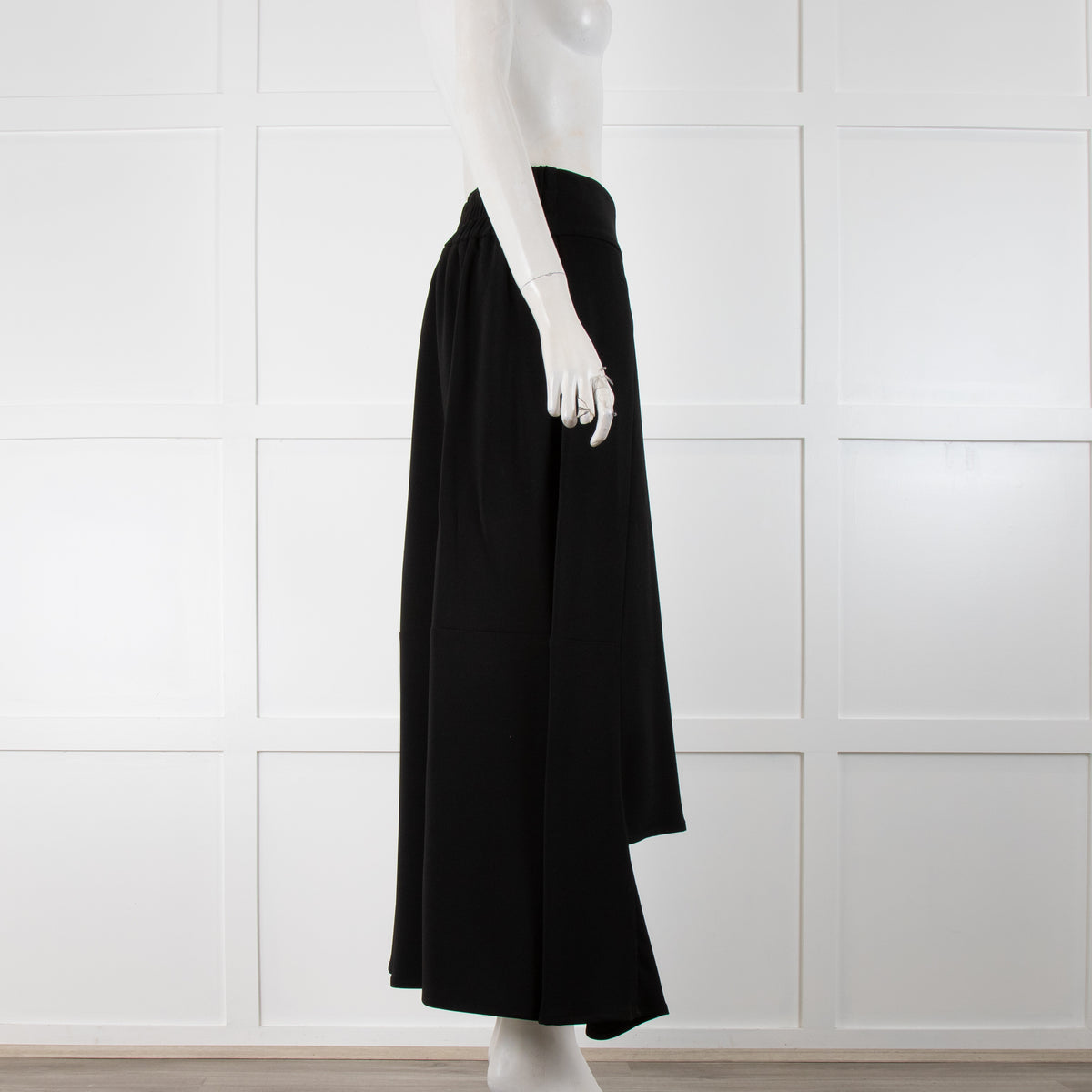 Sarah Pacini Black Crepe Maxi Skirt Long Back Hem