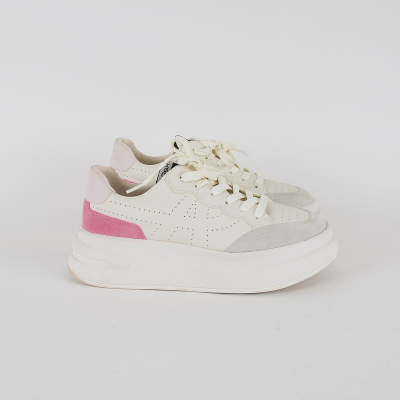 Ash White With Pink Heel Impuls Trainers