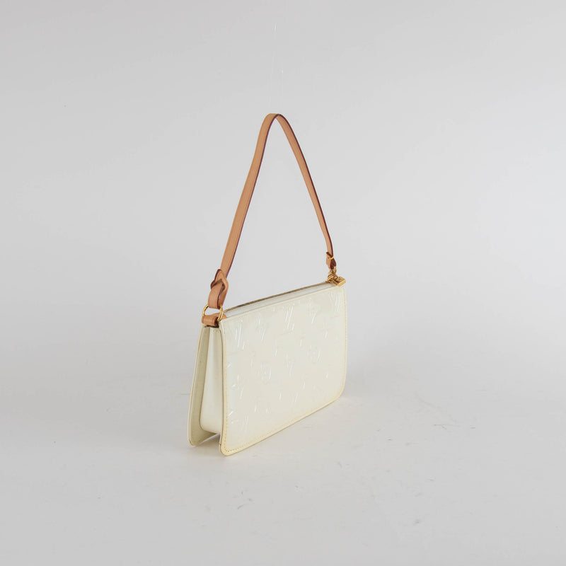 Louis Vuitton Cream Vernis Lexington Pochette Bag