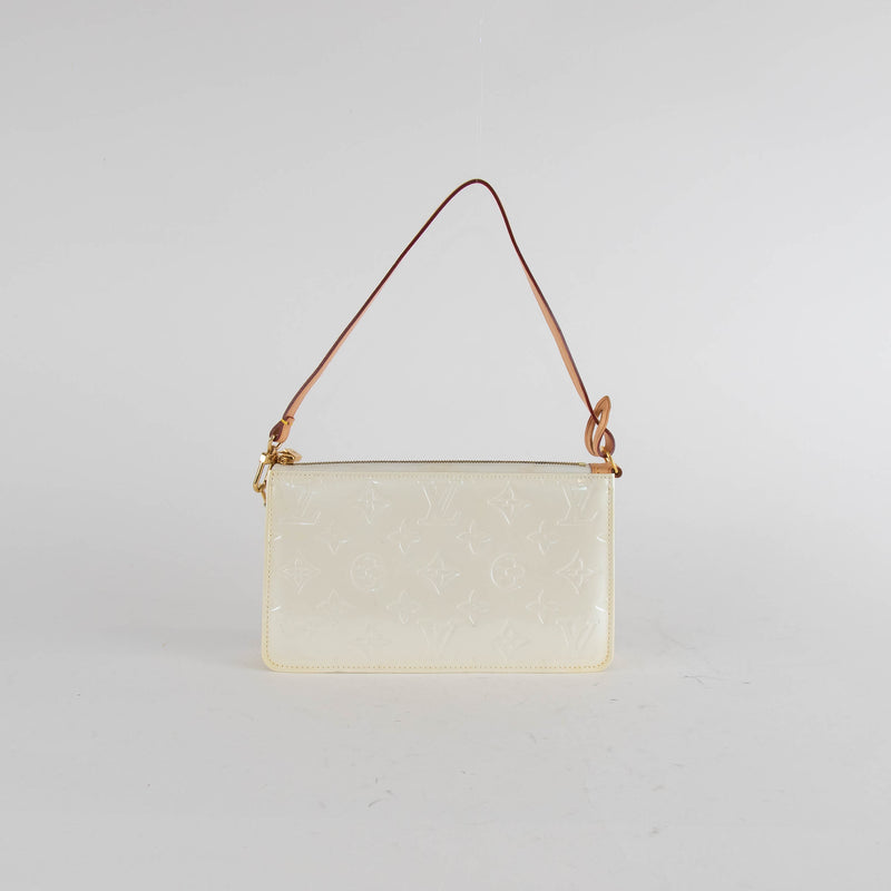 Louis Vuitton Cream Vernis Lexington Pochette Bag