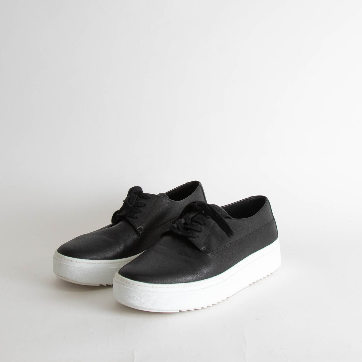 Eileen Fisher Black Leather Lace Up Trainers