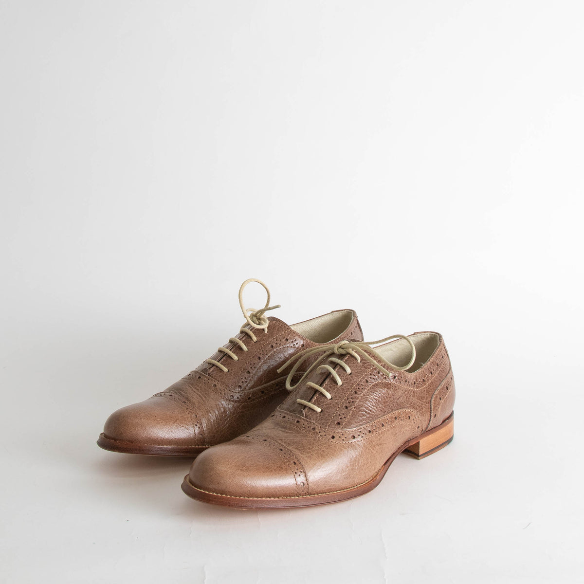 Studio Pollini Beige Leather Lace Up Flat Shoes
