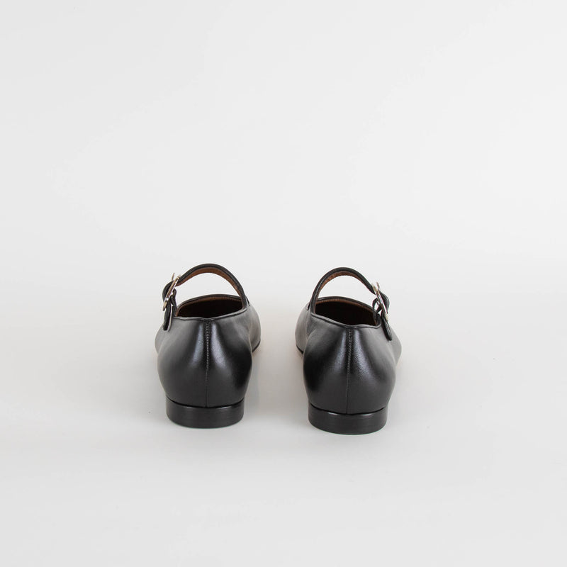 Le Monde Beryl Black Leather Mary Jane