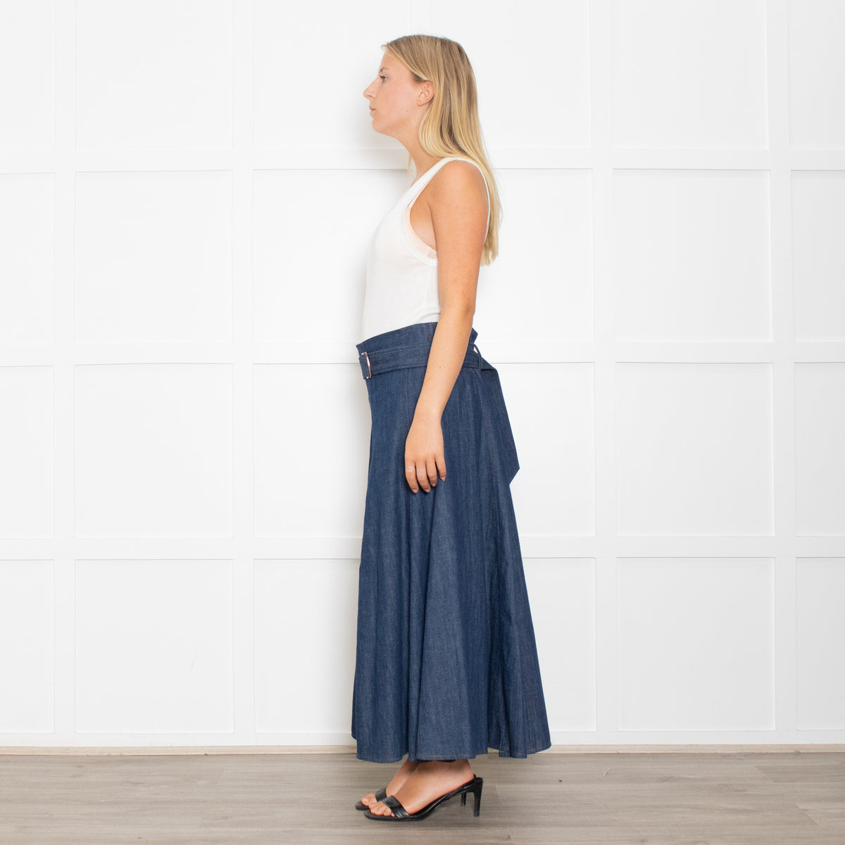 Brunello Cucinelli Chambray Skirt With Attached Belt