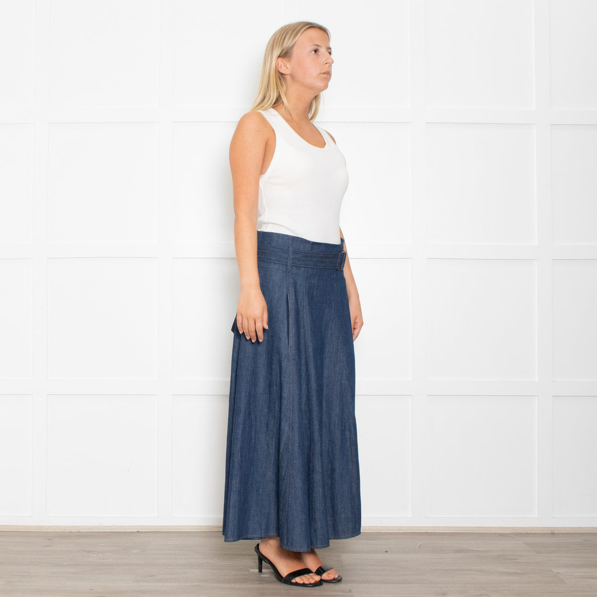 Brunello Cucinelli Chambray Skirt With Attached Belt