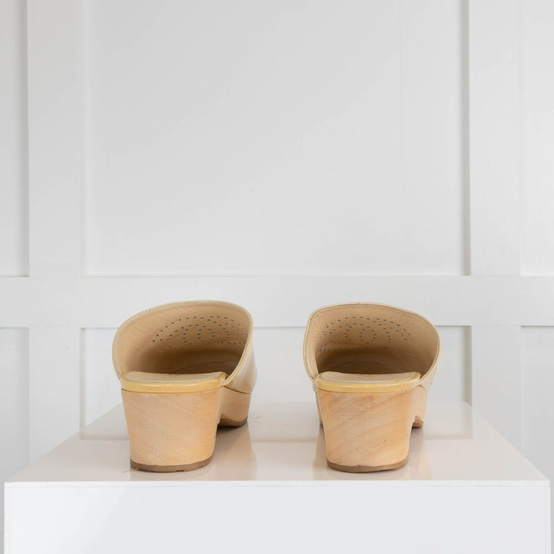 Chanel Beige Black Toe Painted Leather Clogs