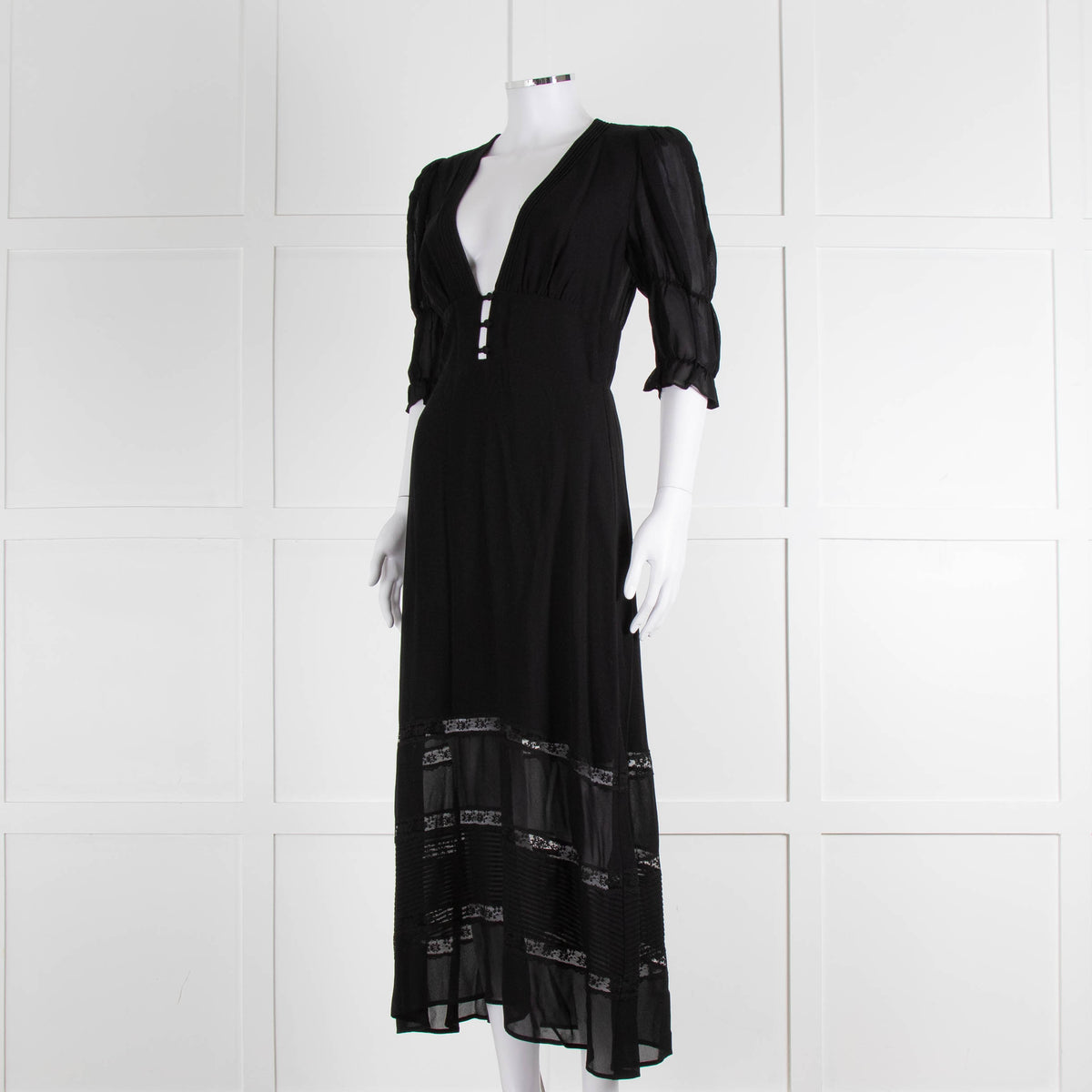 Reformation Black Sheer Lace Trim Puff Slim Long Dess