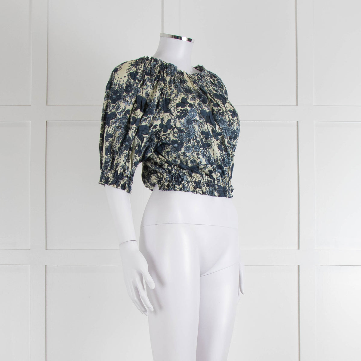 Anna Mason Cream Blue Floral Elasticated Trim Cropped Top