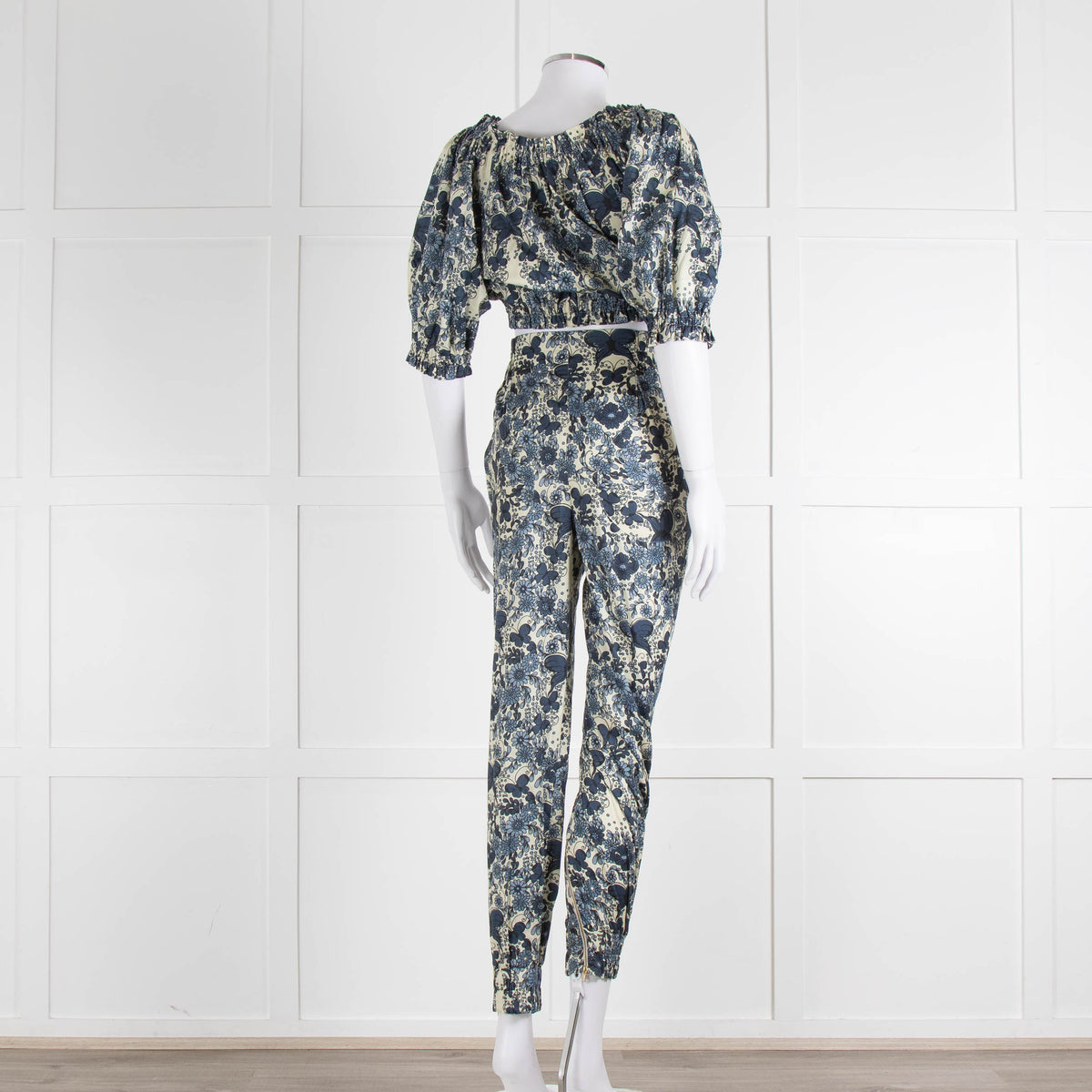 Anna Mason Cream Blue Floral Elasticated Trim Cropped Top