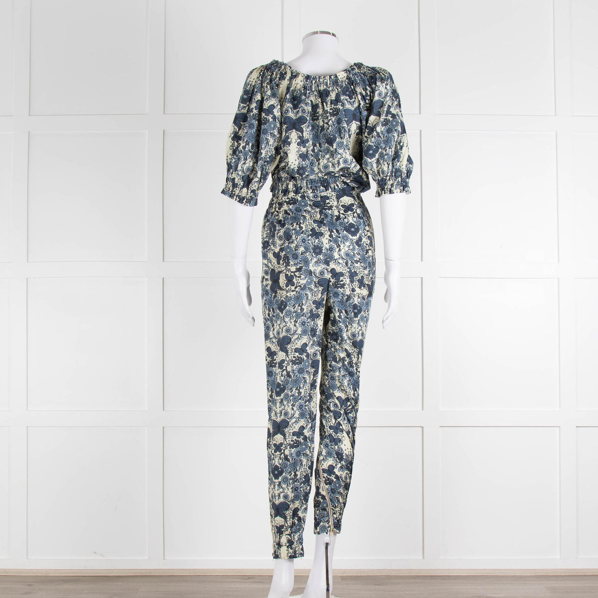 Anna Mason Cream Blue Floral Elasticated Trim Cropped Top