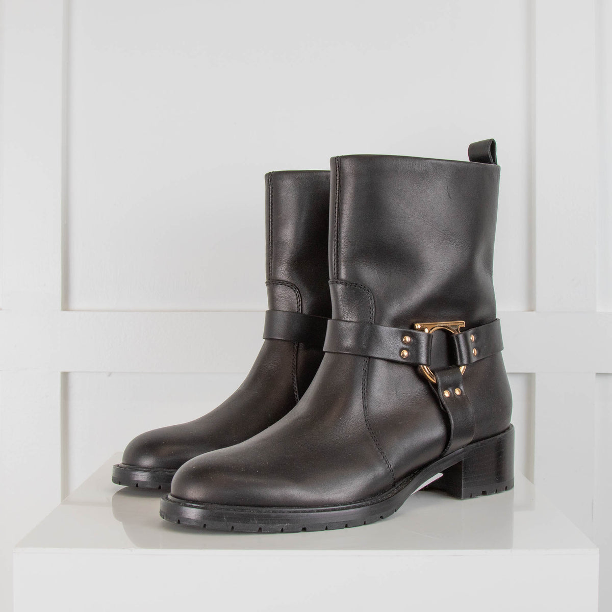 Salvatore Ferragamo Black Clea Buckle Short Boots