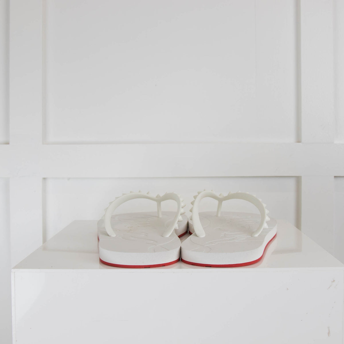 Christian Louboutin White Donna Flip Flops