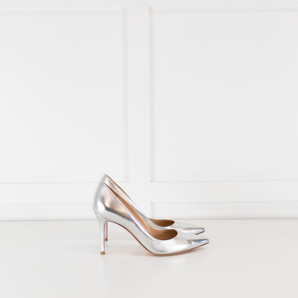 Gianvito Rossi Silver 85 Court Shoe