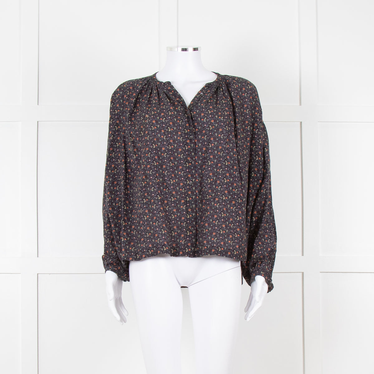 Doen Dark Floral Voluminous Blouse