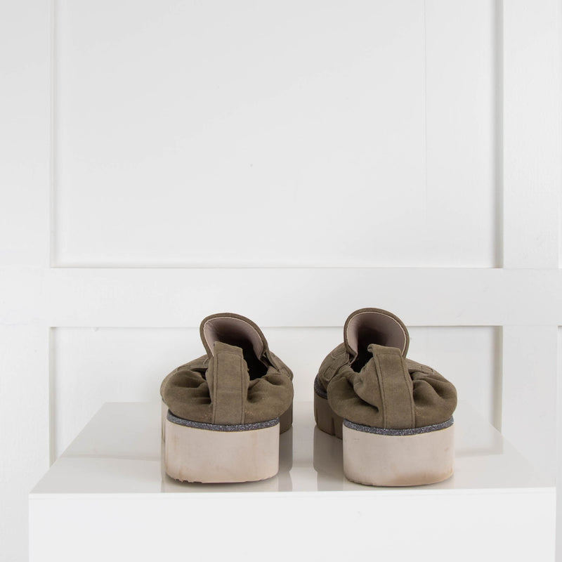 Kennel & Schmenger Khaki Suede Loafers