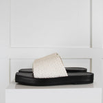 St Agni Jax  Flatform White Woven Leather Round Toe  Slides