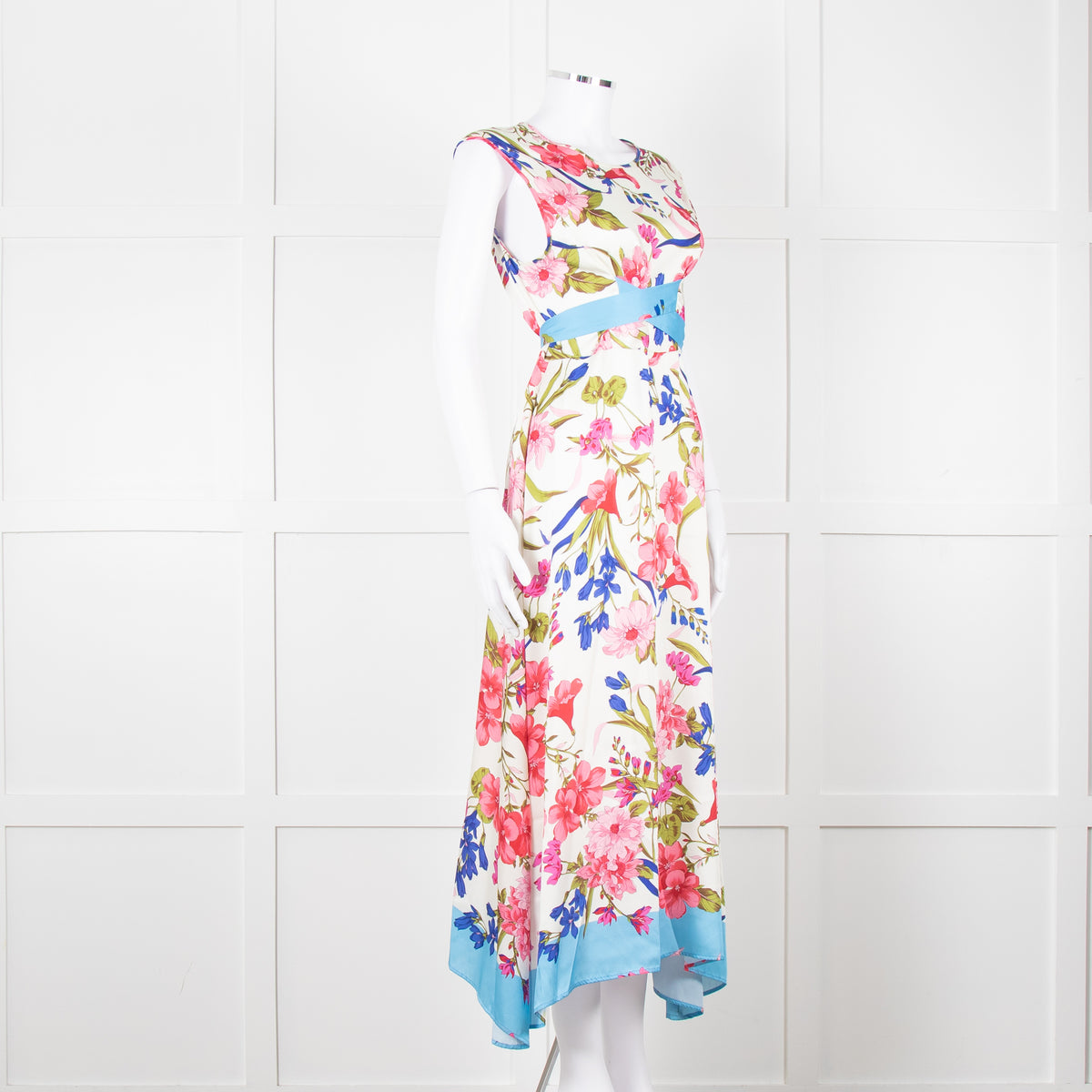 Seventy Milano Floral Sleeveless with White Background and Tie Waist