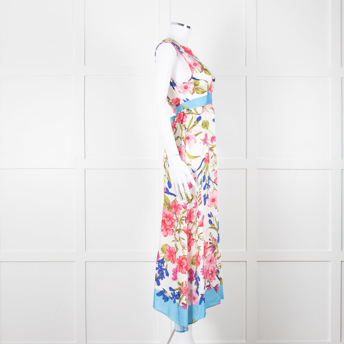 Seventy Milano Floral Sleeveless with White Background and Tie Waist