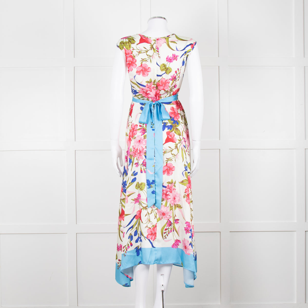 Seventy Milano Floral Sleeveless with White Background and Tie Waist