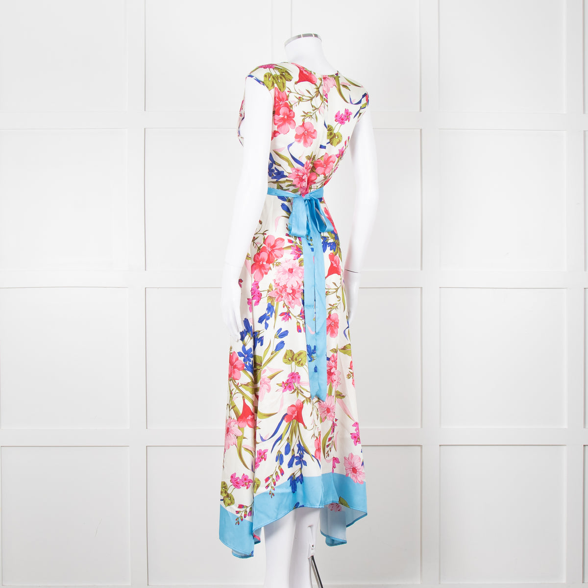 Seventy Milano Floral Sleeveless with White Background and Tie Waist