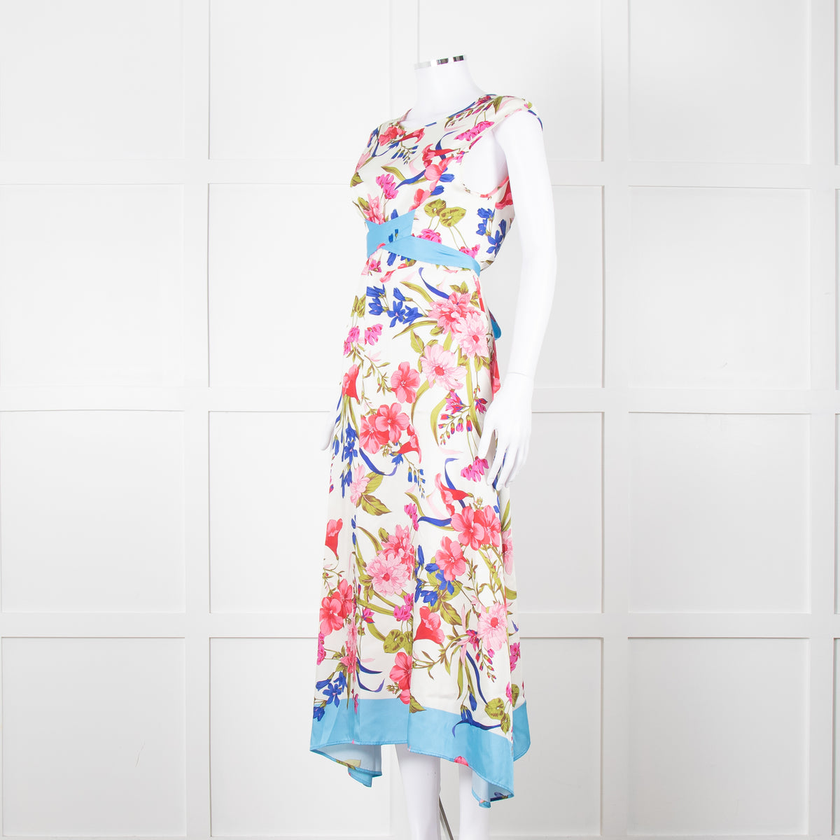 Seventy Milano Floral Sleeveless with White Background and Tie Waist
