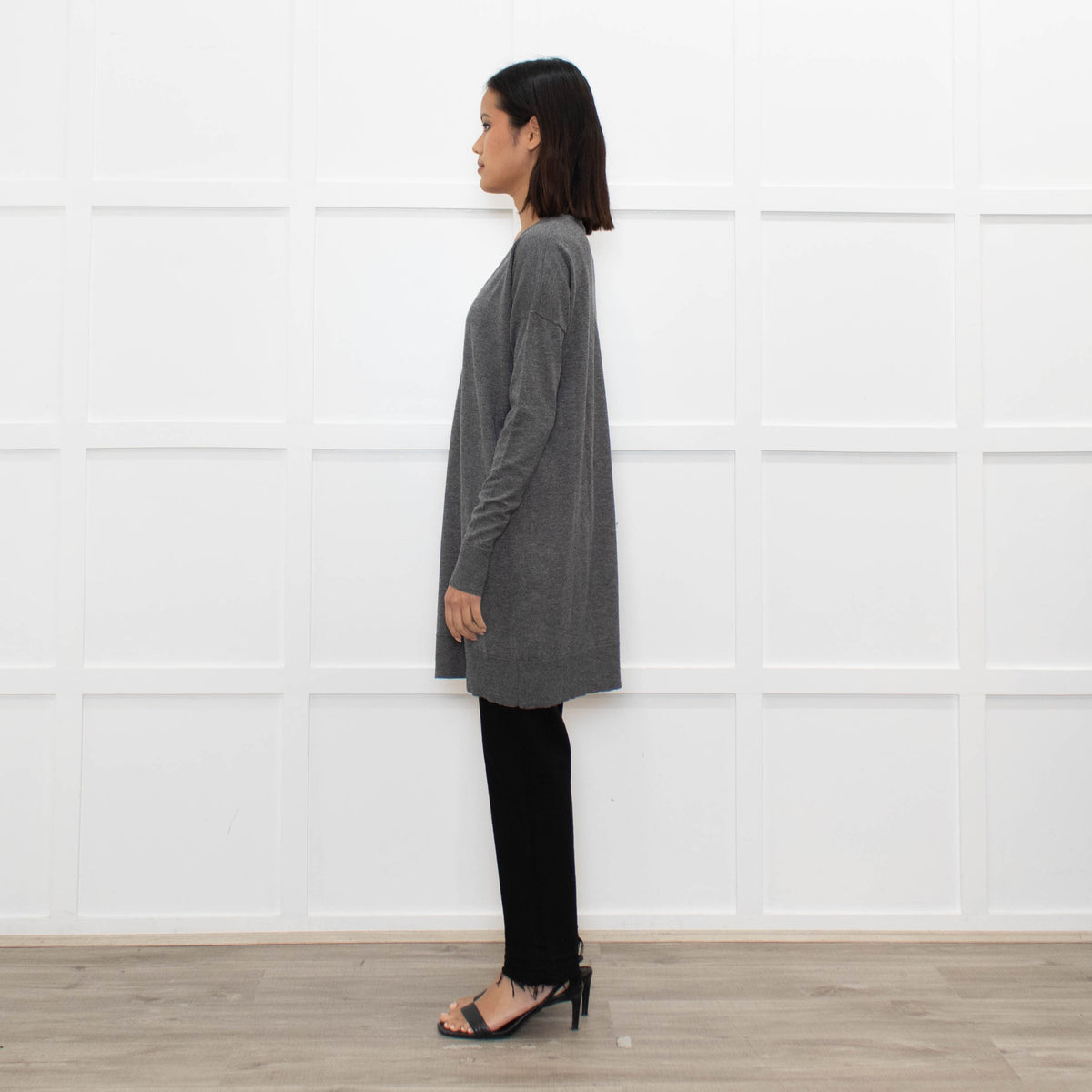 Joseph Grey V-Neck Wool Blend Fine Knit Long Jumper