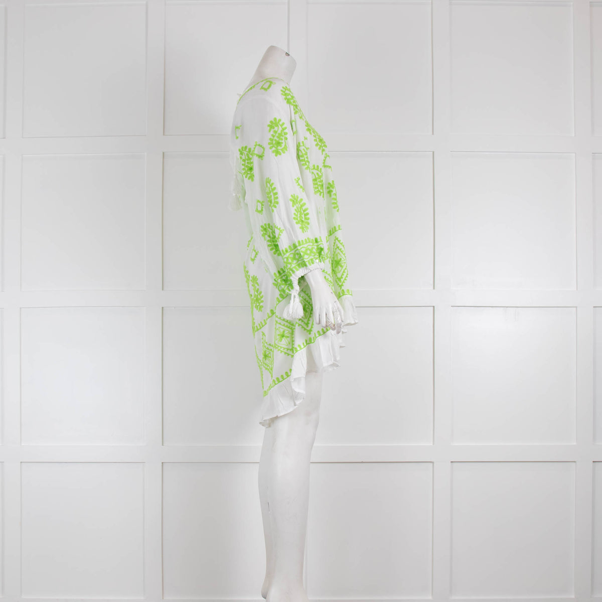 Pranella Embroidered White Kaftan