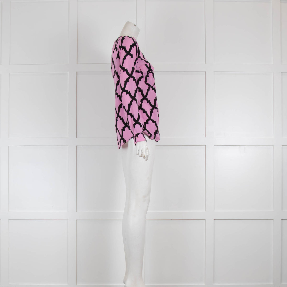 Camisa Austria Pink and Black Abstract Print Shirt