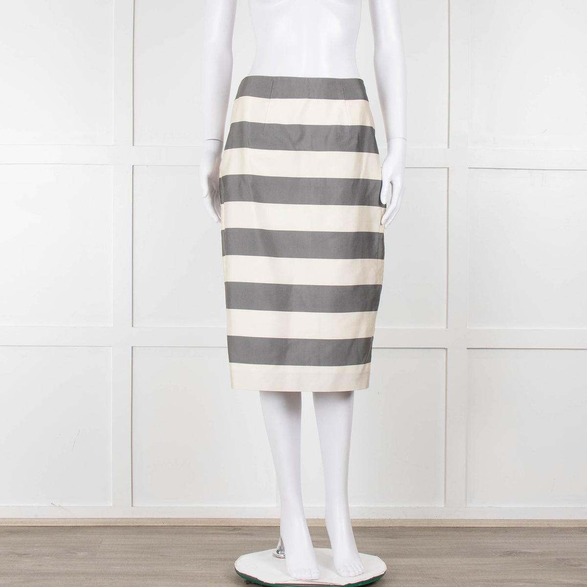 Burberry Cream Grey Striped Pencil Skirt