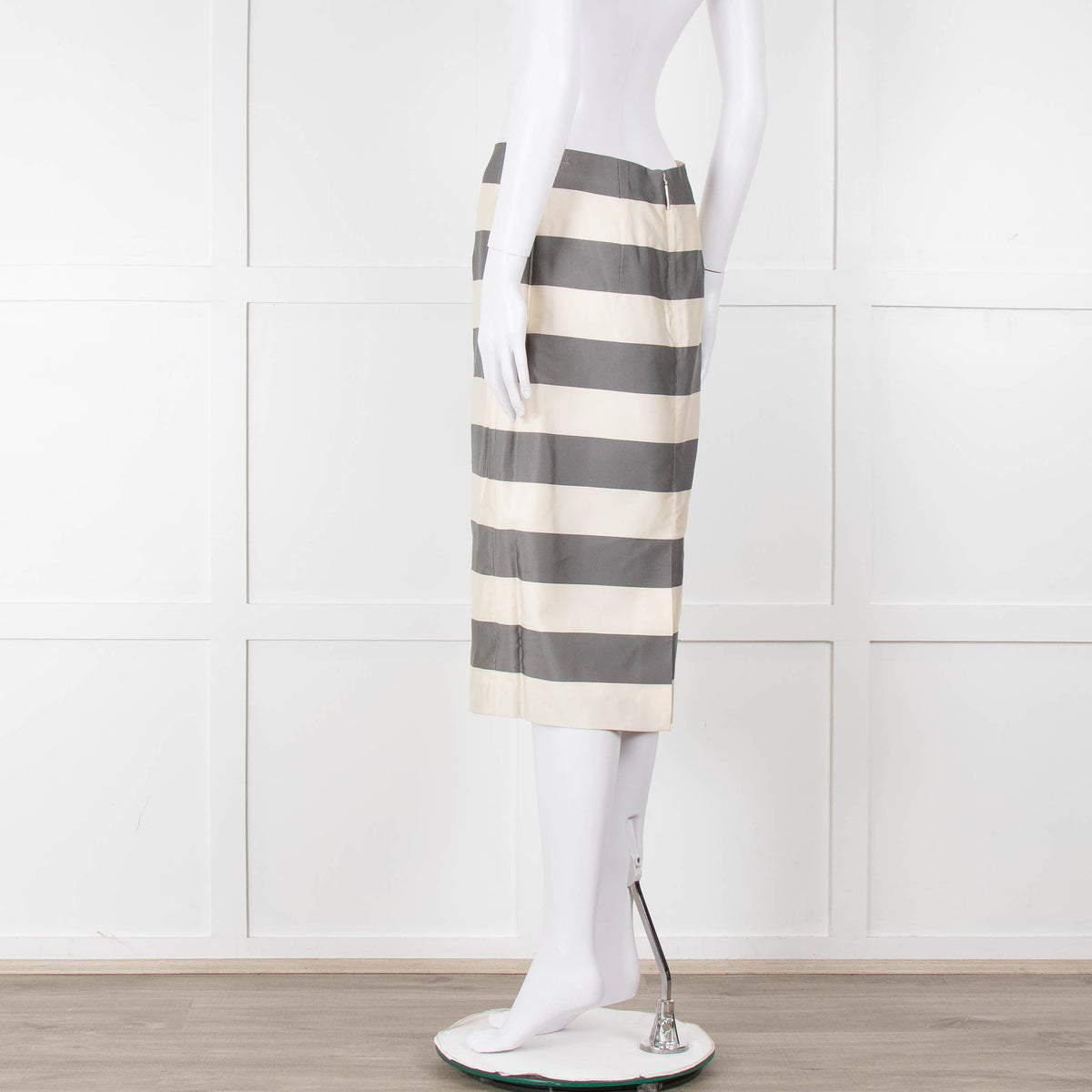 Burberry Cream Grey Striped Pencil Skirt