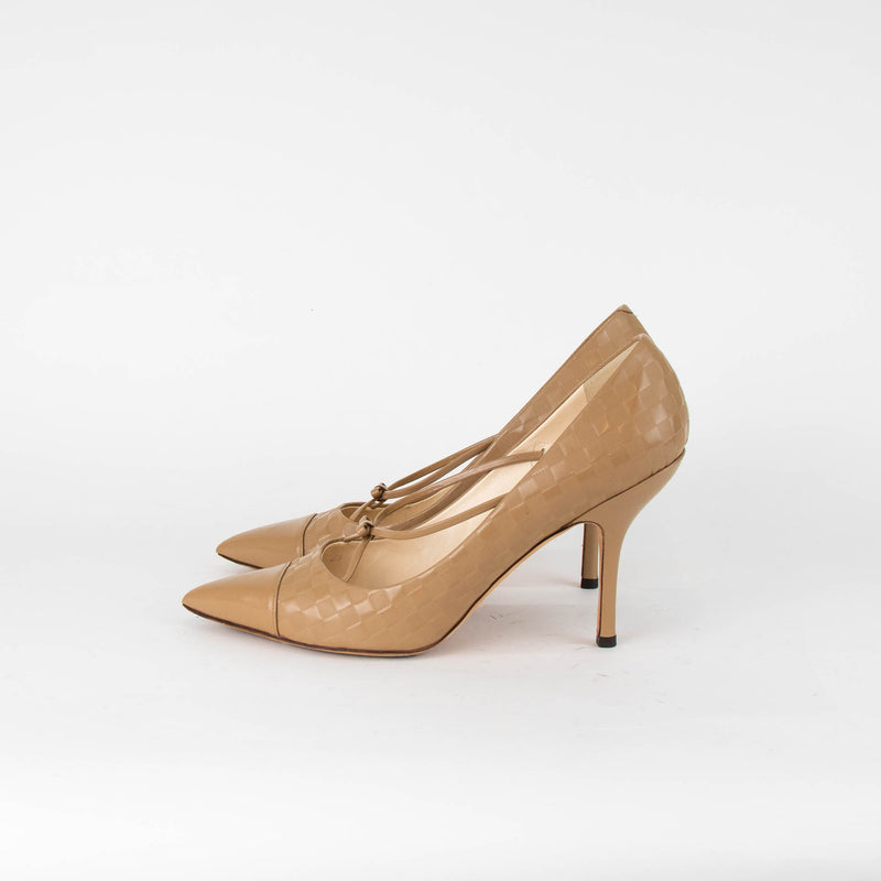 Louis Vuitton Tan Leather Pointy Heels