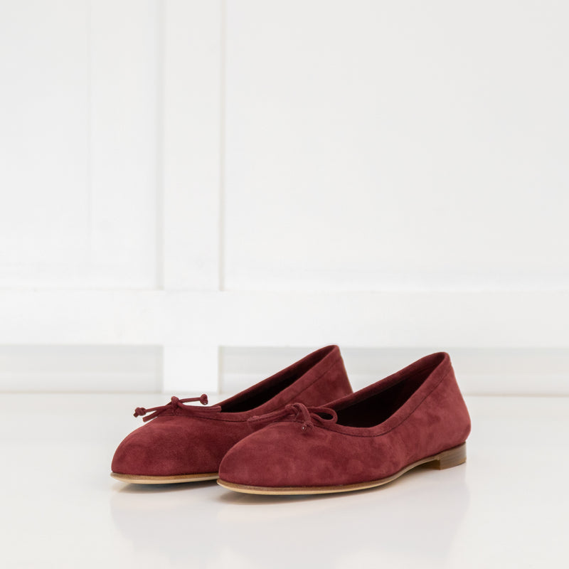 Manolo Blahnik Burgundy Suede Veralli Bow Detail Ballet Flat