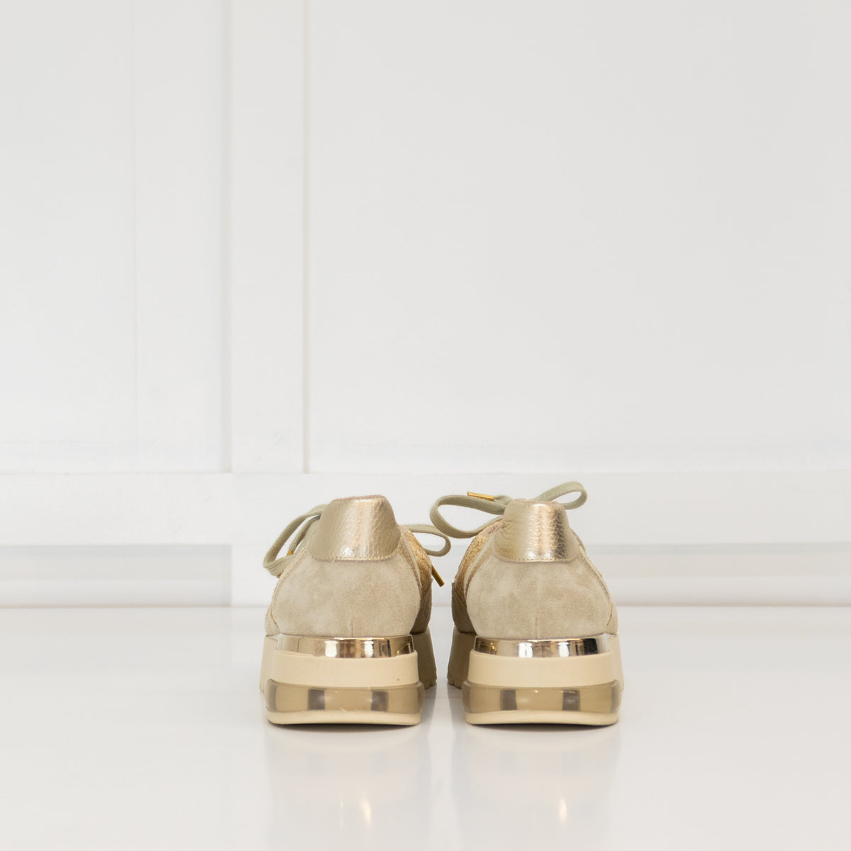 Russell & Bromley Island Hop Raffia Trainer