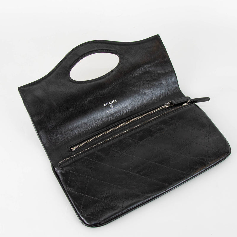 Chanel 31 Pouch Quilted Calfskin Medium Black