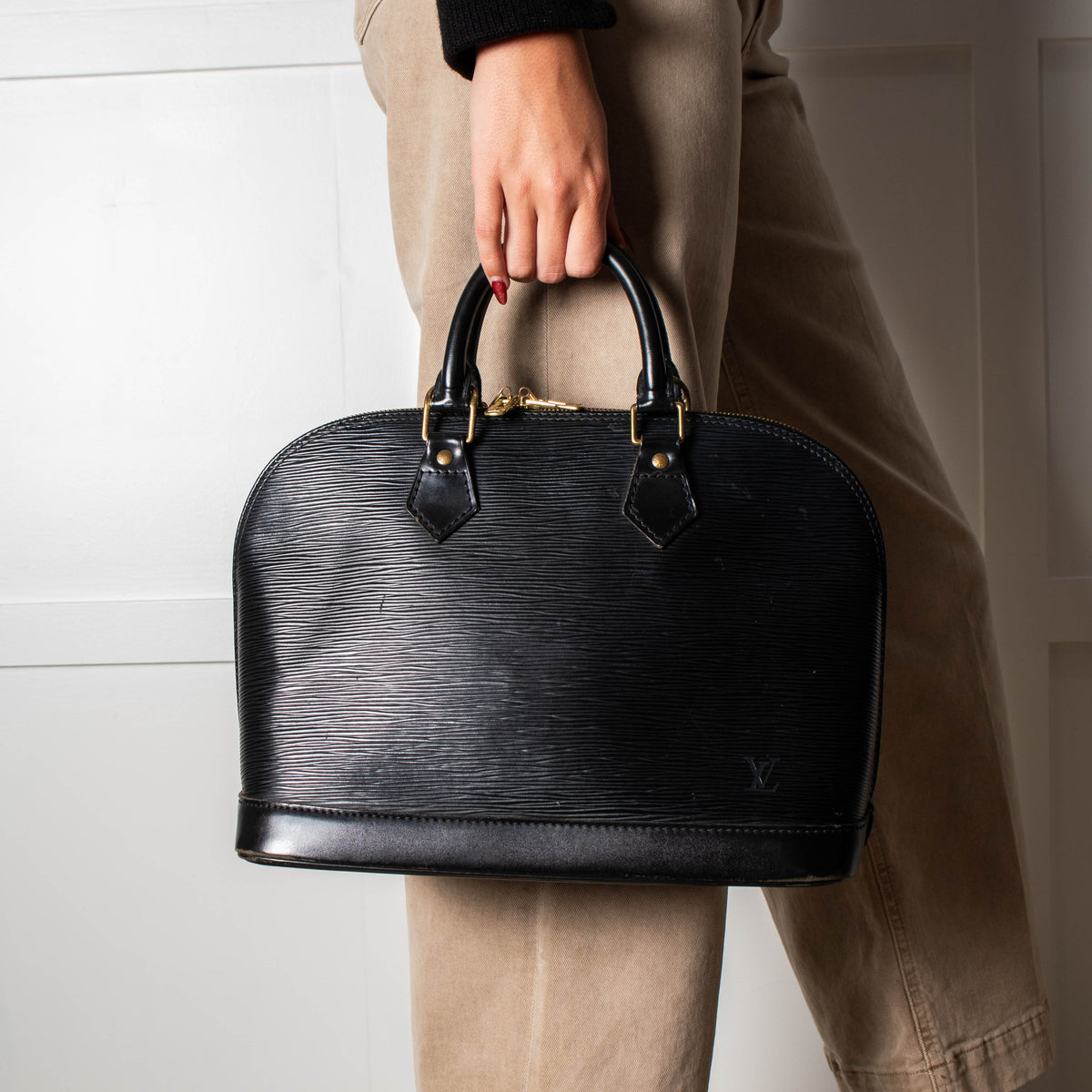 Louis Vuitton Black Epi Leather Alma PM