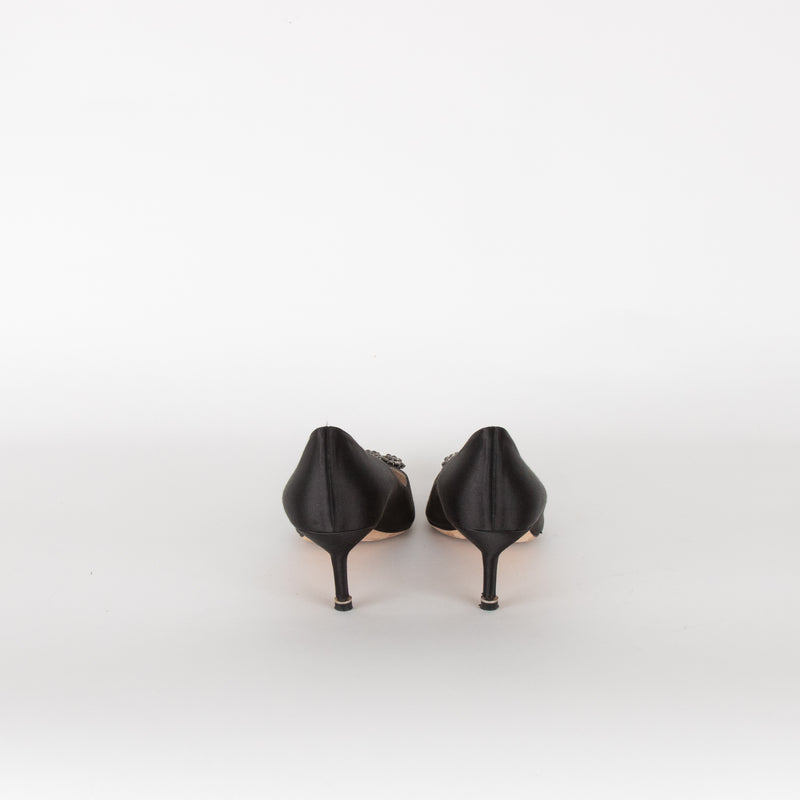 Manolo Blahnik Black Satin Hangisi 50 Kitten Heels