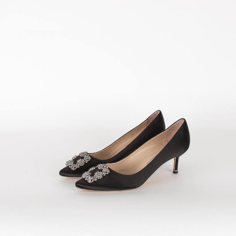 Manolo Blahnik Black Satin Hangisi 50 Kitten Heels