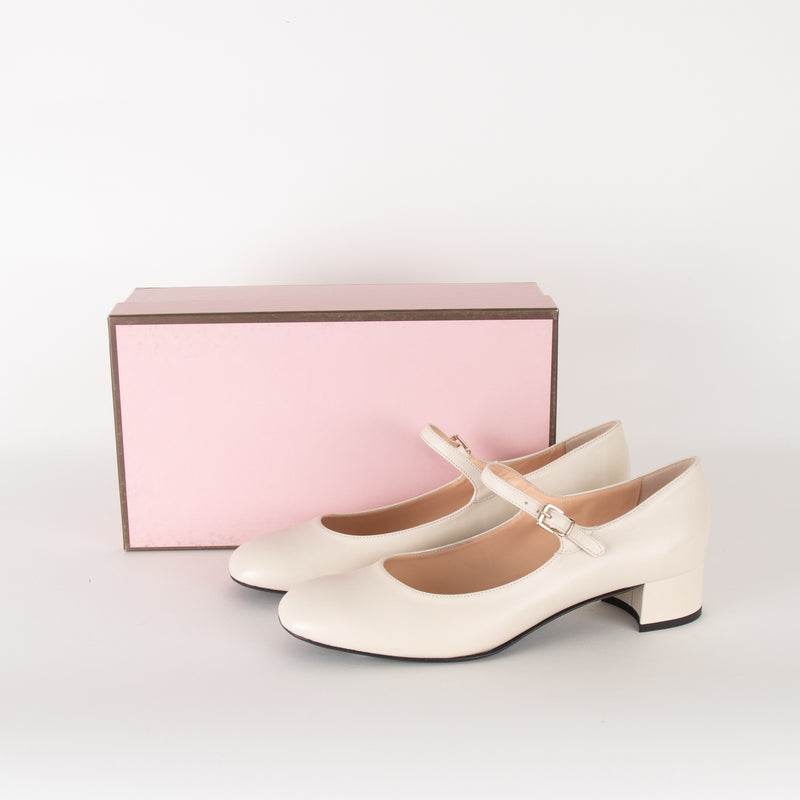 Blue Velvet Cream Leather Mary Jane Pumps
