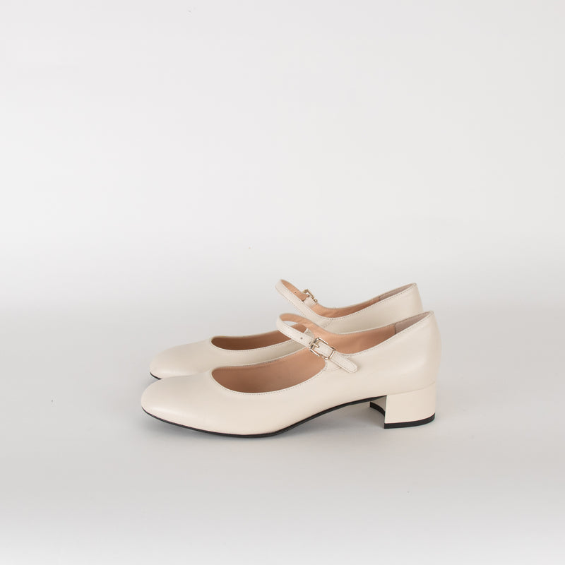 Blue Velvet Cream Leather Mary Jane Pumps