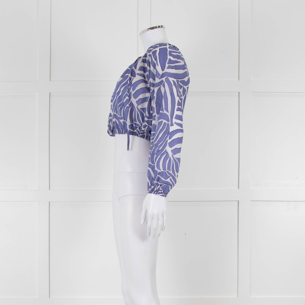 Rails Blue and White Geometric Crop Peasant Blouse