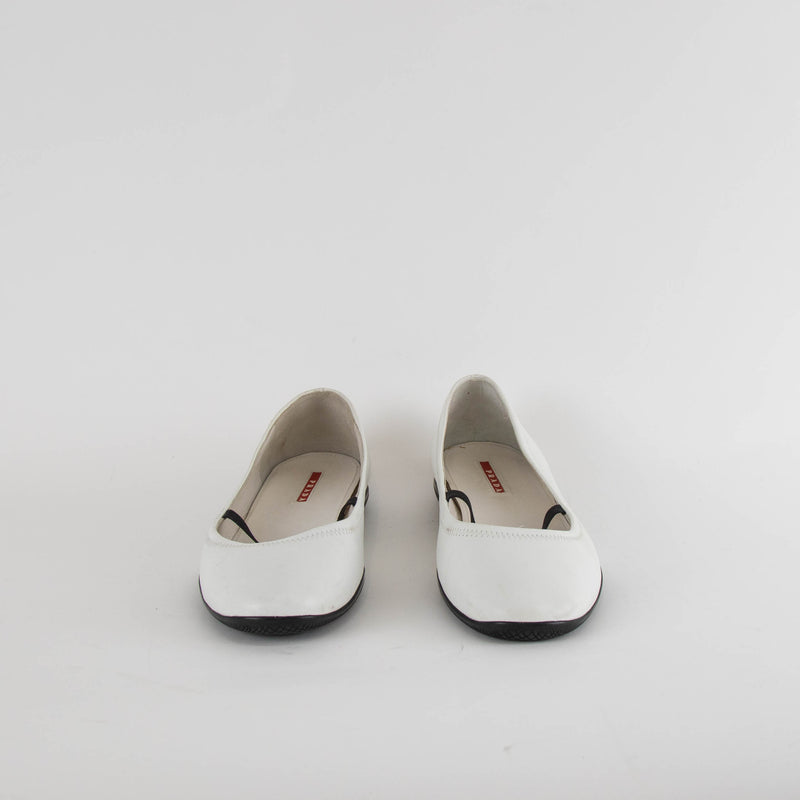 Prada White Leather Black Elastic Pumps